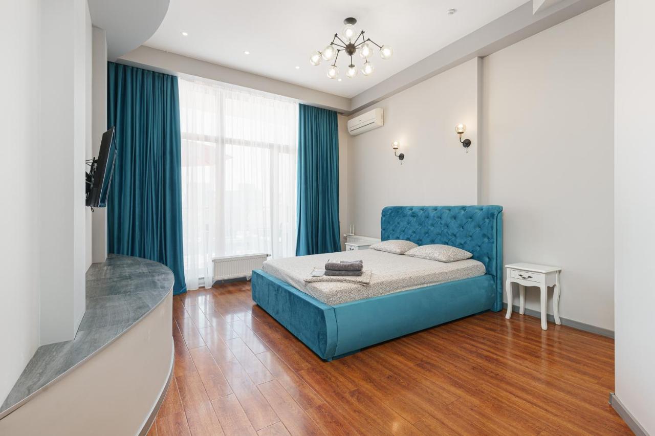 Arcadia Palace 2-Bedrooms Apartment With Terrace Одеса Екстериор снимка