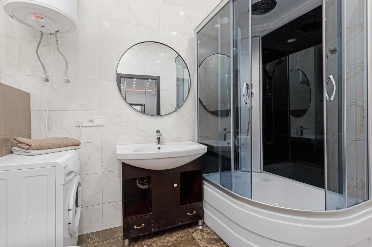 Arcadia Palace 2-Bedrooms Apartment With Terrace Одеса Екстериор снимка
